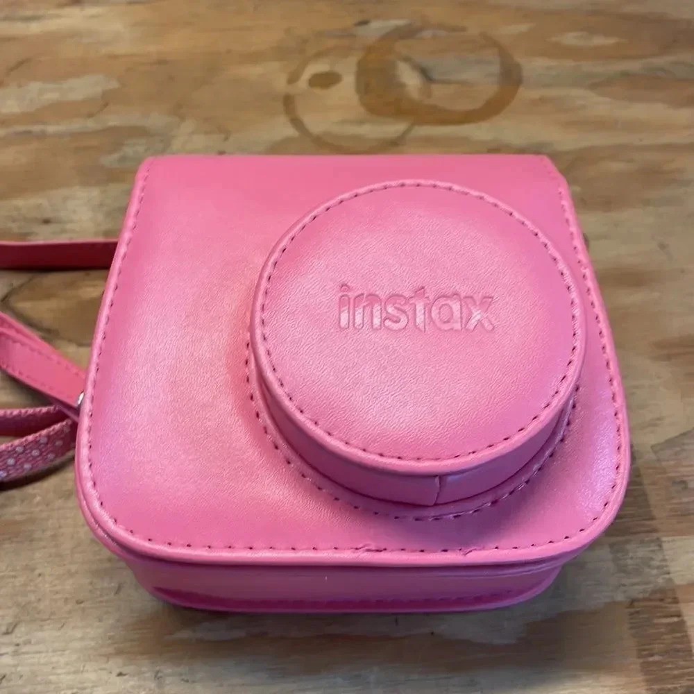 NWOT Instax pink camera. It only comes with the camera and case but no camera - Picture 2 of 9